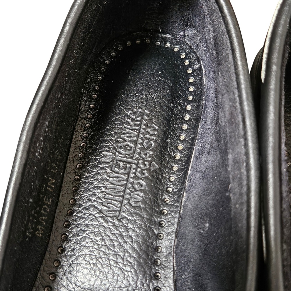 Minnetonka Moccasins‎ Black Leather Studded Fringe Loafers Women Size 9 USA Made - Picture 6 of 9